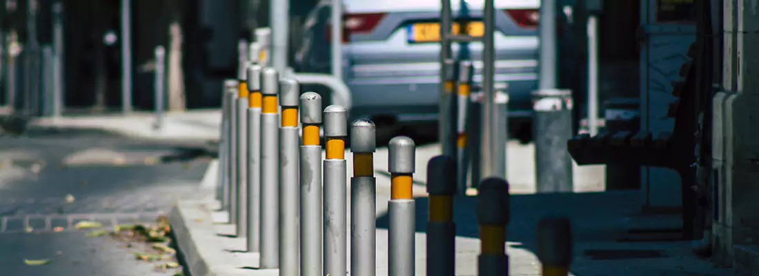 Safe and Convenient Retractable Barrier Column Systems for Properties in Port Weller, ON